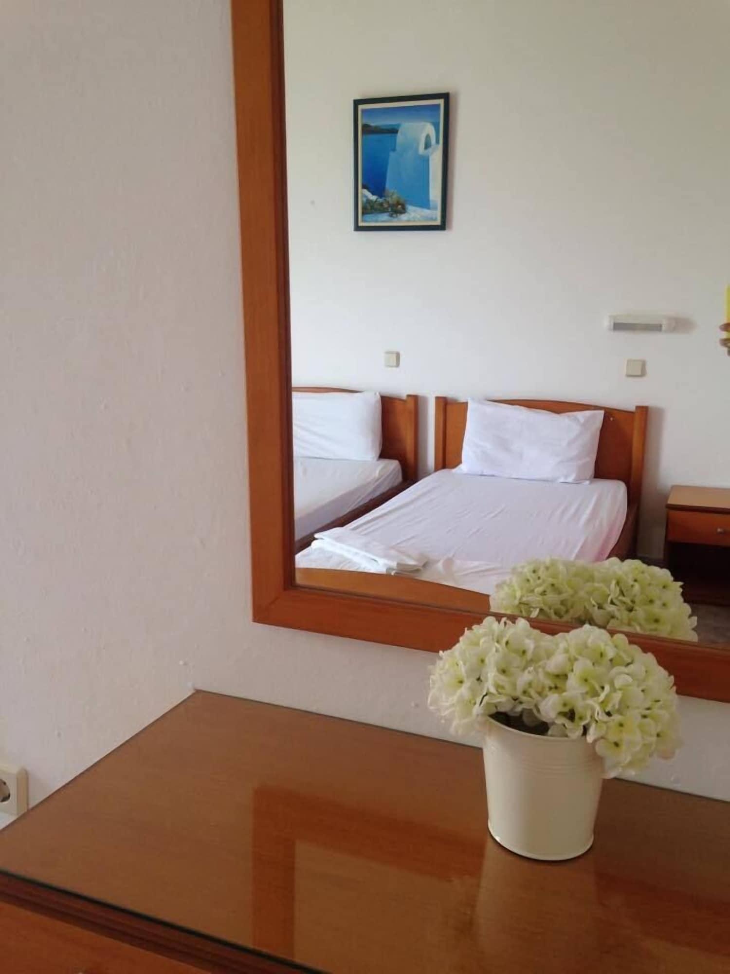 Elpida Beach Studios Фаліракі Екстер'єр фото